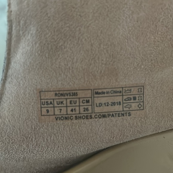 Vionic Suede Ruffle Slides 9 - Picture 5 of 7